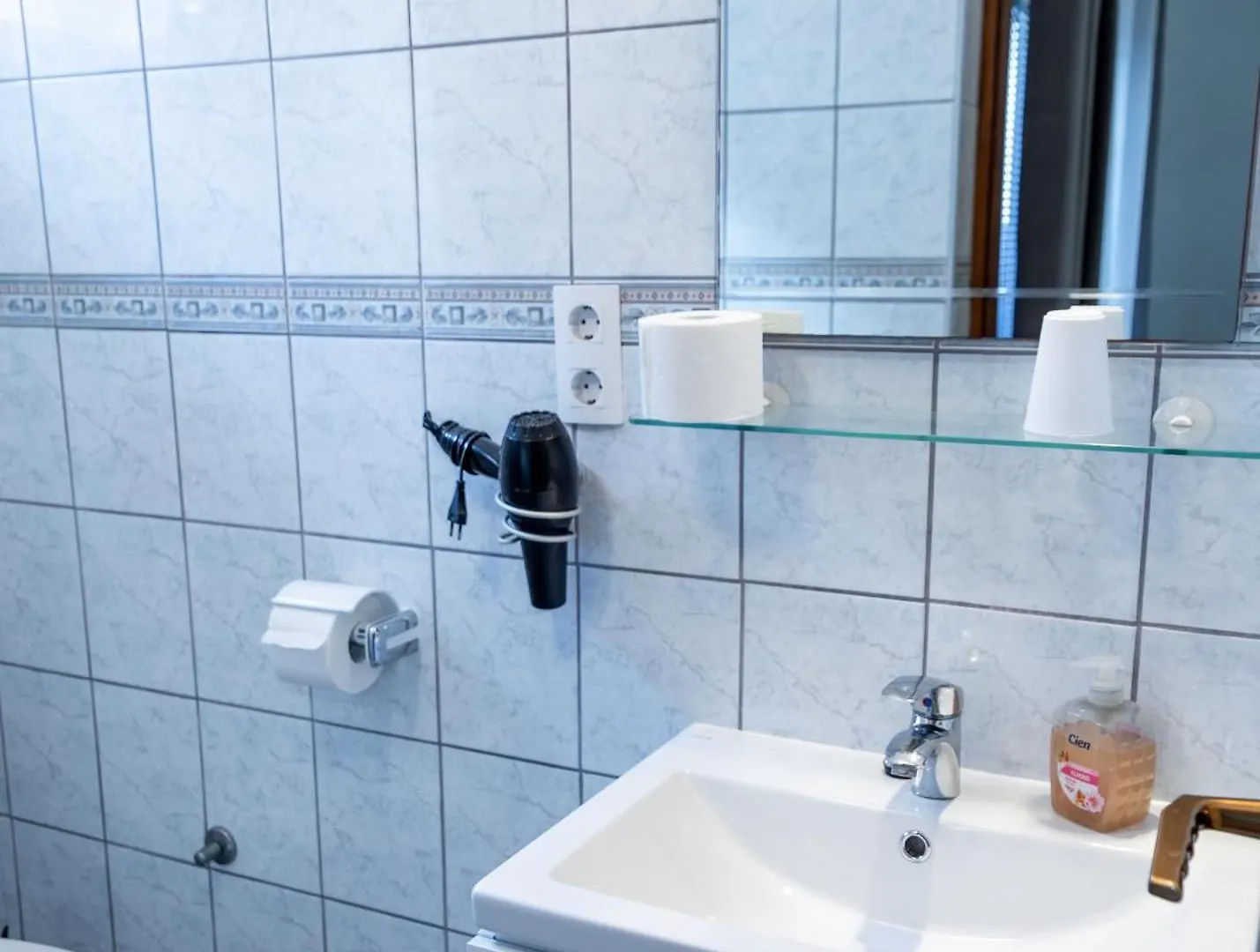 Apartment Anamaria Pag Town